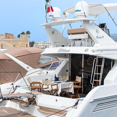 "Ultima" Love Boat Bari Exterior photo